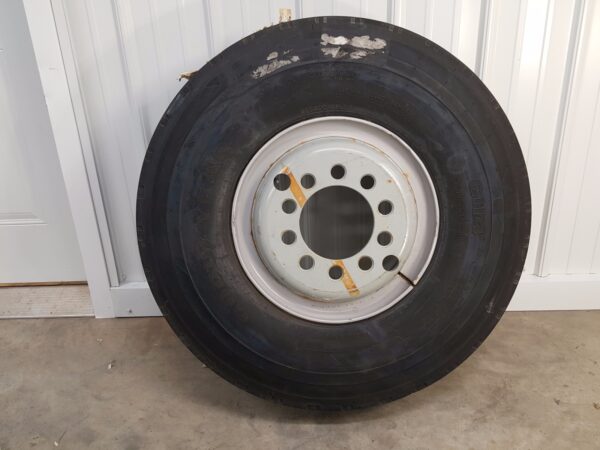 10.00 R15 TR Goodyear G114 Unisteel Tire w/ 100% Tread on Steel Budd Wheel-13