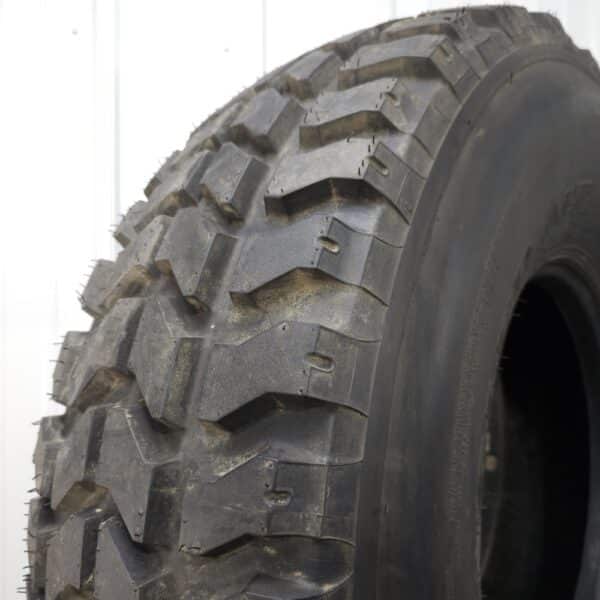 Discount 16.5 tires in NOS condition 37x12.50R16.5 Goodyear Wrangler MT oz (2008-2009 DOT)